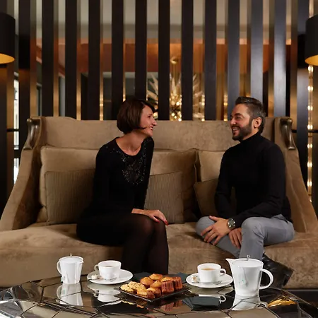 The One Alma 5* Paris