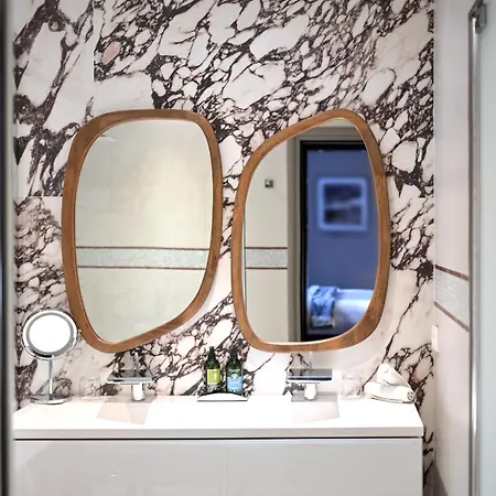 The One Alma 5* Paris