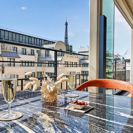 Hotel The One Alma 5*