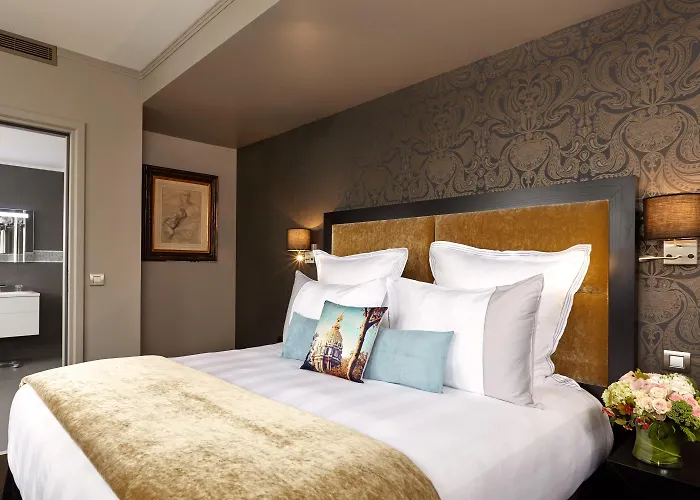 The One Alma Отель