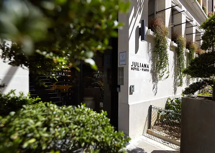 Отель The One Alma Париж