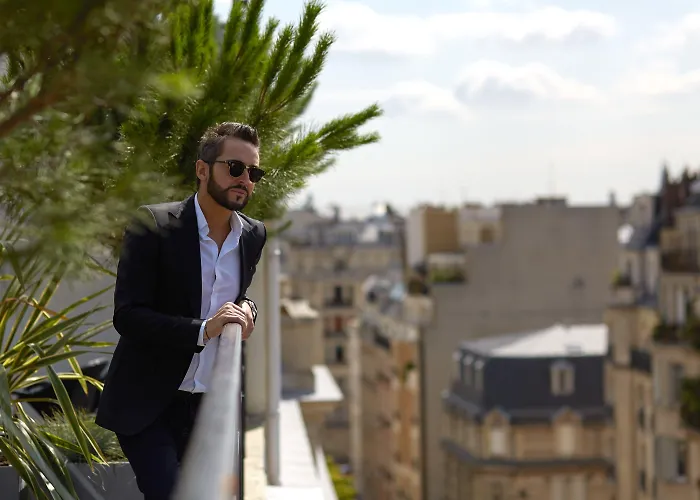 Отель The One Alma Париж