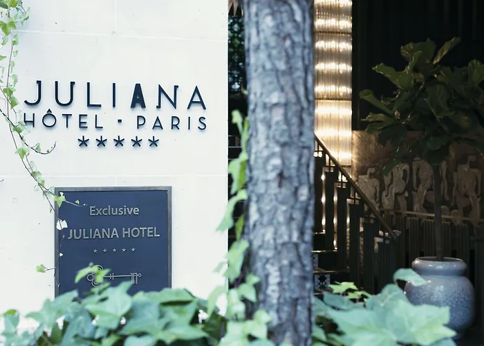 The One Alma 5* Париж