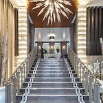 The One Alma Hotel Parijs