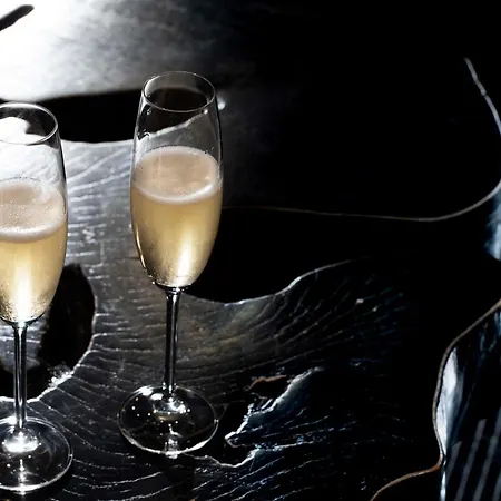 Hotel The One Alma 5*